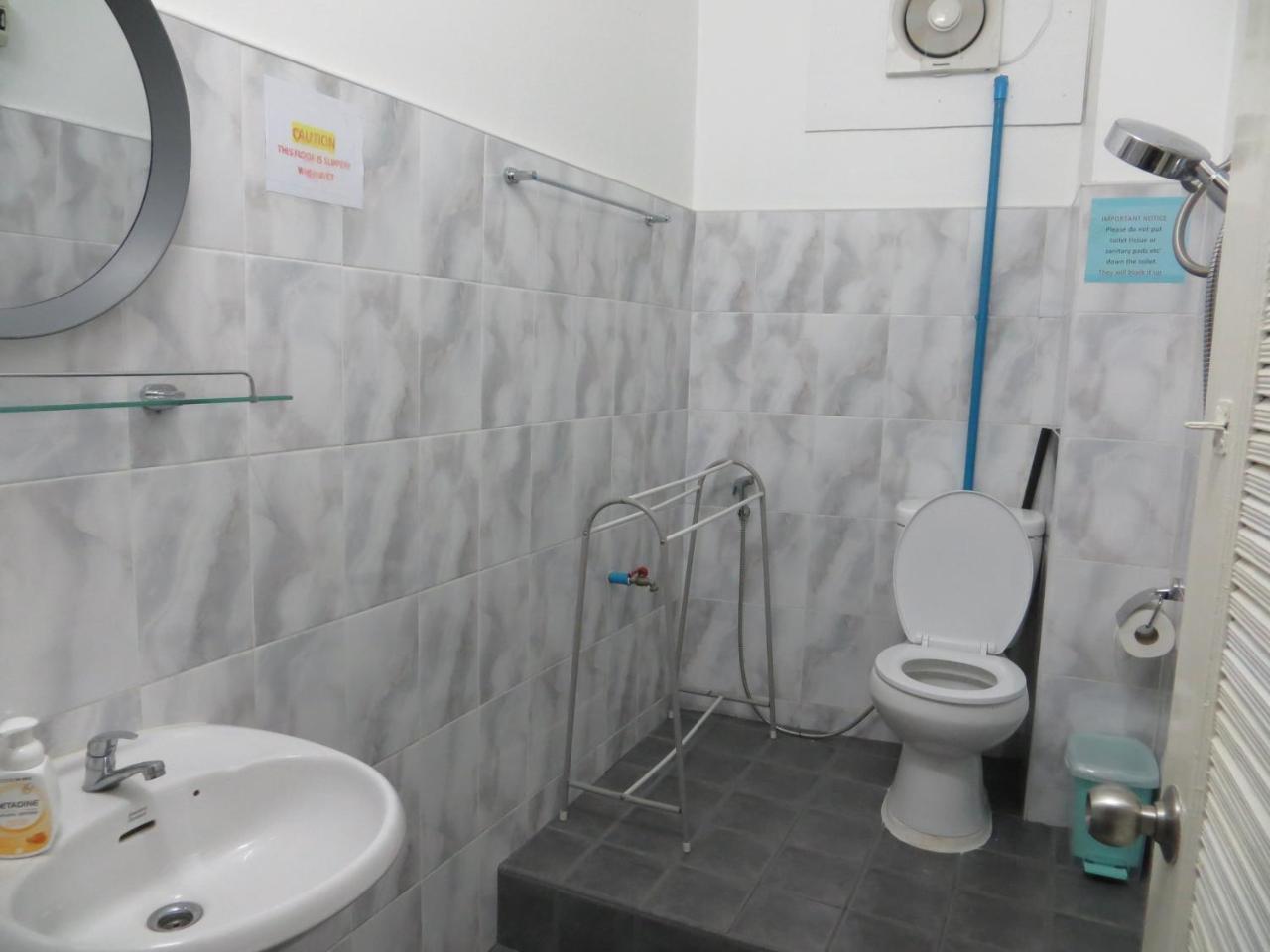 La Maison Verte Hostel Τσιάνγκ Μάι Εξωτερικό φωτογραφία