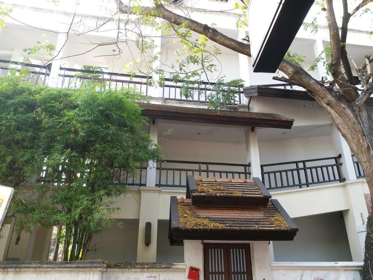 La Maison Verte Hostel Τσιάνγκ Μάι Εξωτερικό φωτογραφία